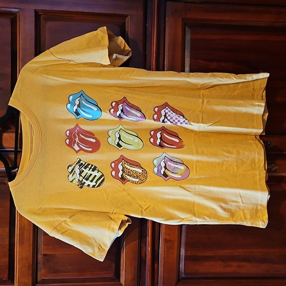 The Rolling Stones Short Sleeve Yellow Graphic T-Shirt, XL, NWOT - Picture 1 of 2